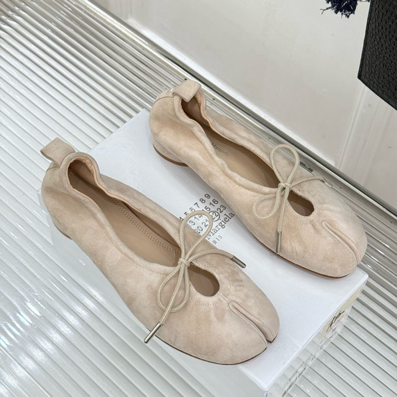 Maison Margiela Split toe Mary Jane shoes