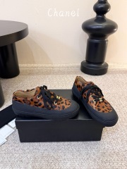 CHANEL Sneakers