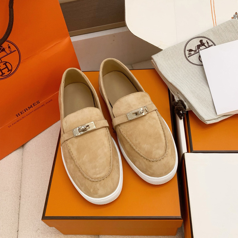 HERMES Low Loafer