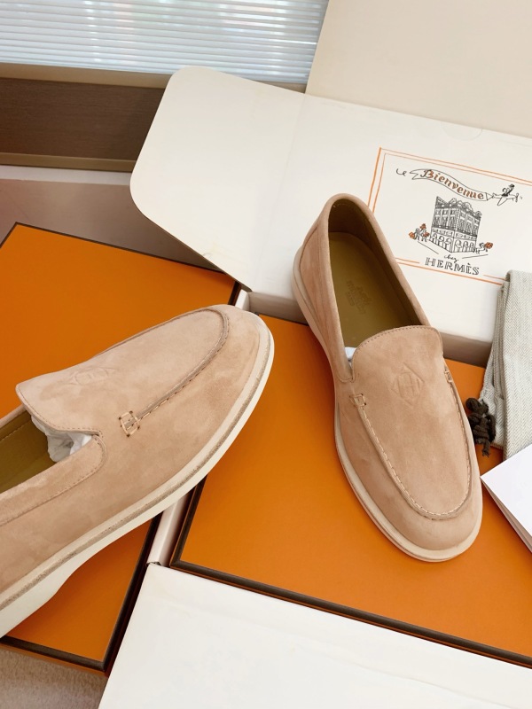 HERMES Low Loafer