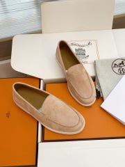 HERMES Low Loafer