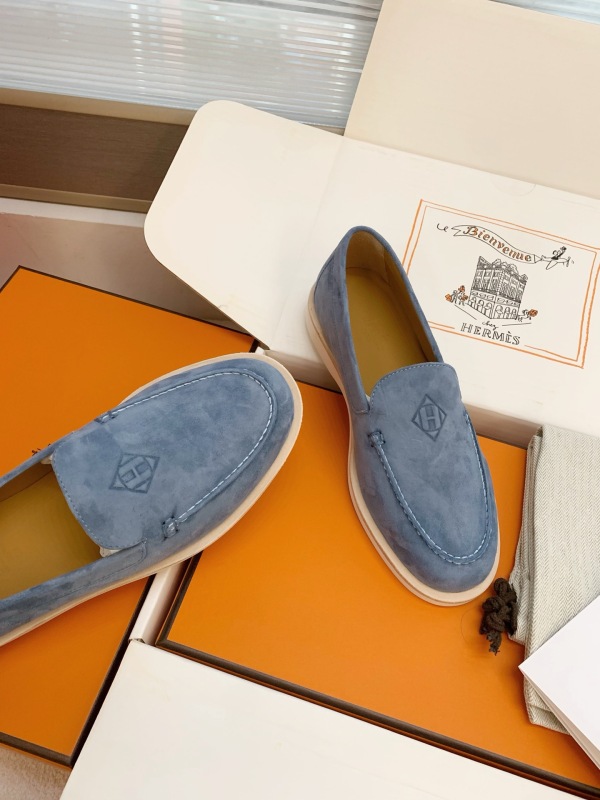 HERMES Low Loafer