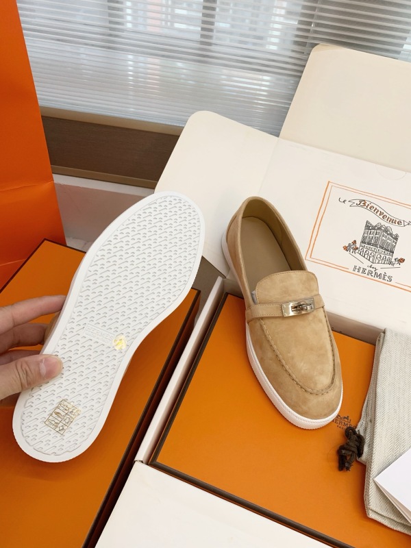 HERMES Low Loafer