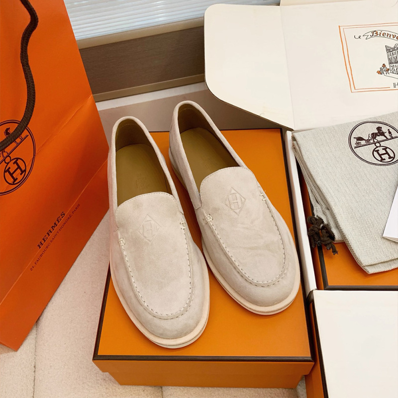 HERMES Low Loafer