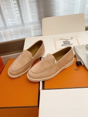 HERMES Low Loafer