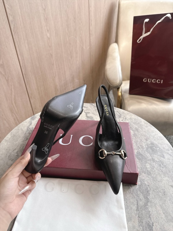 GUCCI Women's Donna slingback pump (8cm)