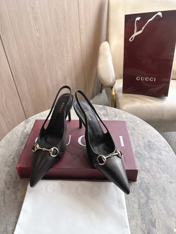 GUCCI Women's Donna slingback pump (8cm)