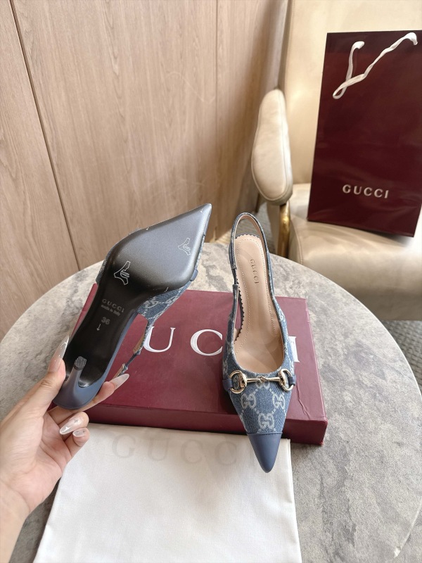 GUCCI Women's Donna slingback pump (8cm)