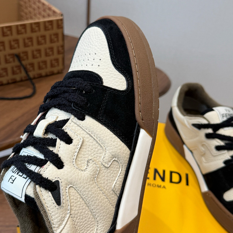 Fendi Casual Sneakers