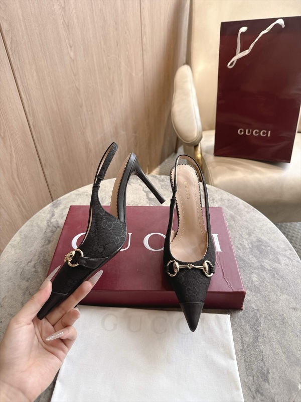GUCCI Women's Donna slingback pump (8cm)