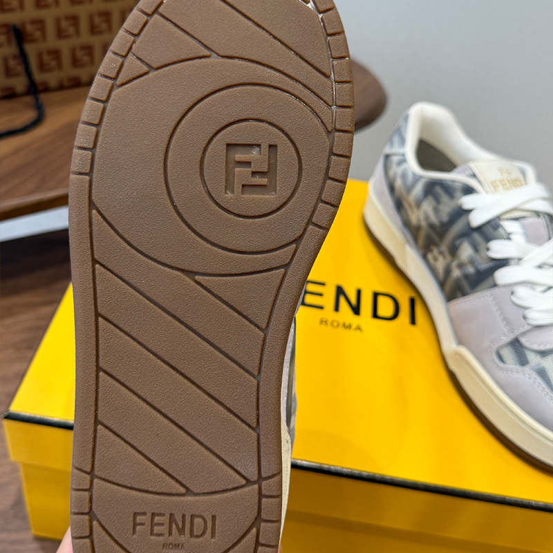 Fendi Men's and Women's Casual Sneakers