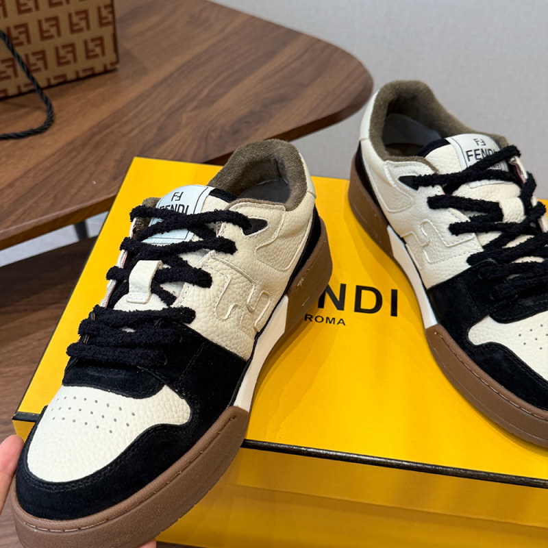 Fendi Casual Sneakers