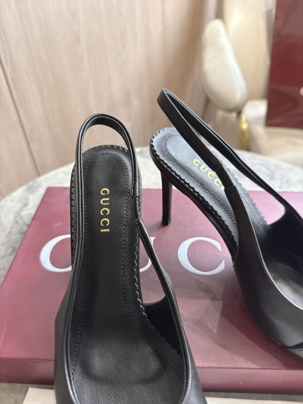 GUCCI Women's Donna slingback pump (8cm)