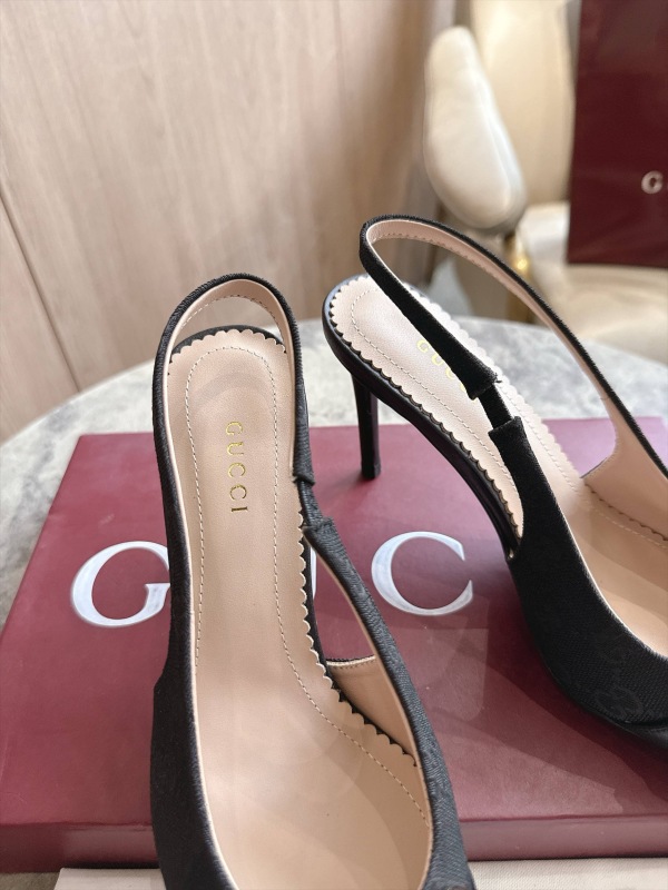 GUCCI Women's Donna slingback pump (8cm)