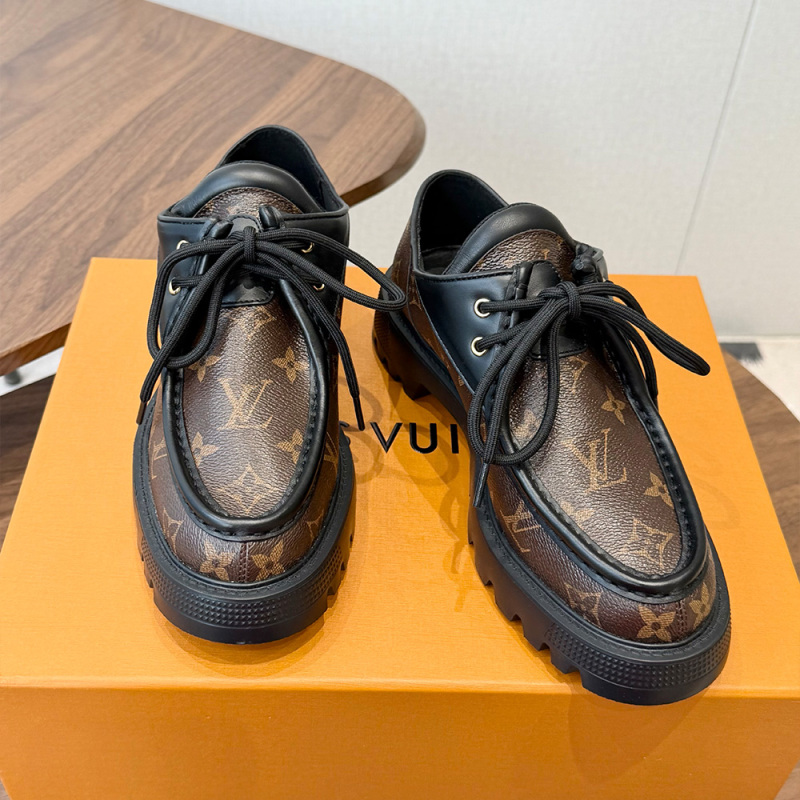 LV District Derby Flat Loafer