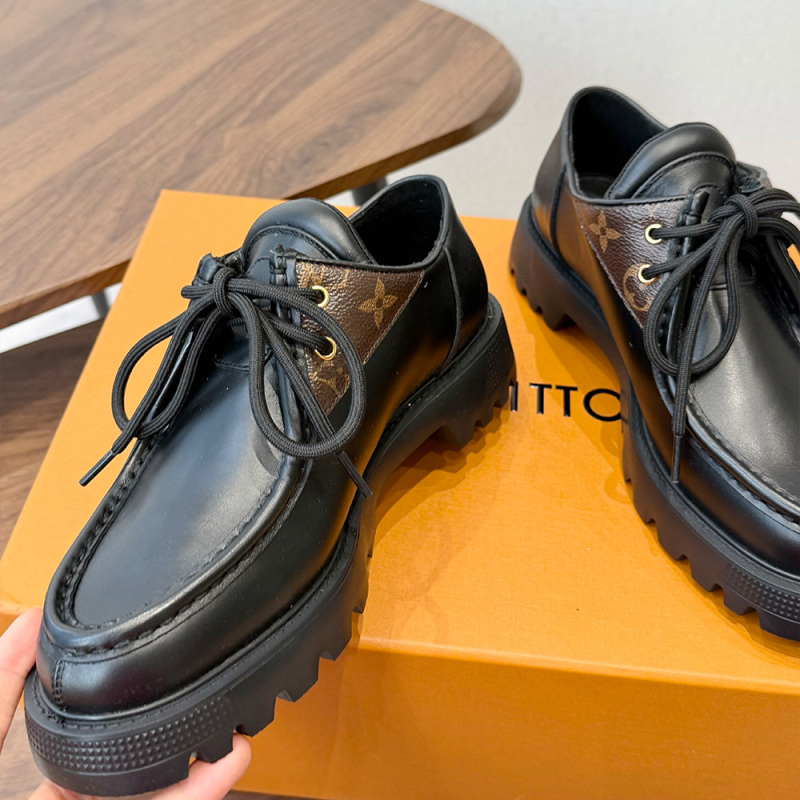 LV District Derby Flat Loafer