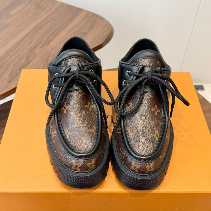 LV District Derby Flat Loafer