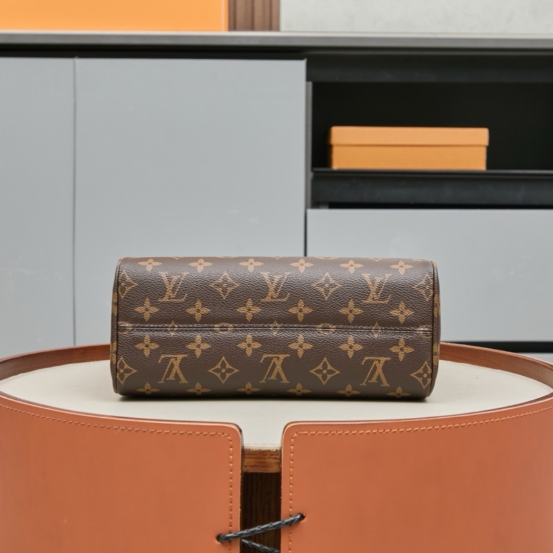 LV OnTheGo Soft PM Handbag