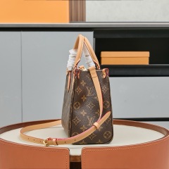 LV OnTheGo Soft PM Handbag