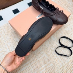 Miu Miu Leather ballerinas