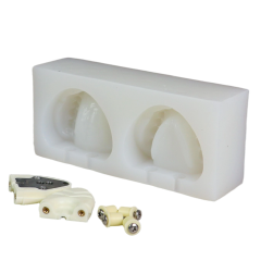 Soft Silicone Dental Mold – 28 Teeth Full Dentition with Metal Plate for Head Model