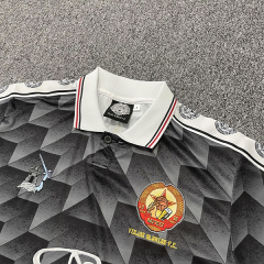 Camisetas de fútbol clásicas con bordado de camisetas de fútbol