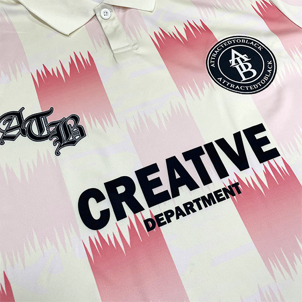 Polos de football personnalisés au design rétro