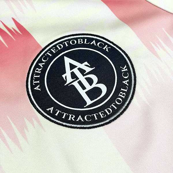 Polos de football personnalisés au design rétro