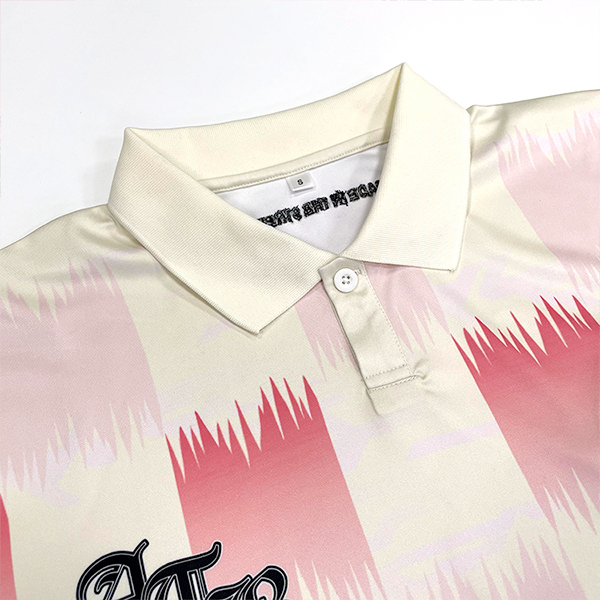 Polos de football personnalisés au design rétro