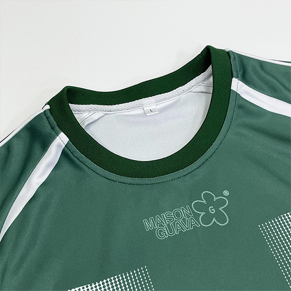 Maillot de football rétro surdimensionné