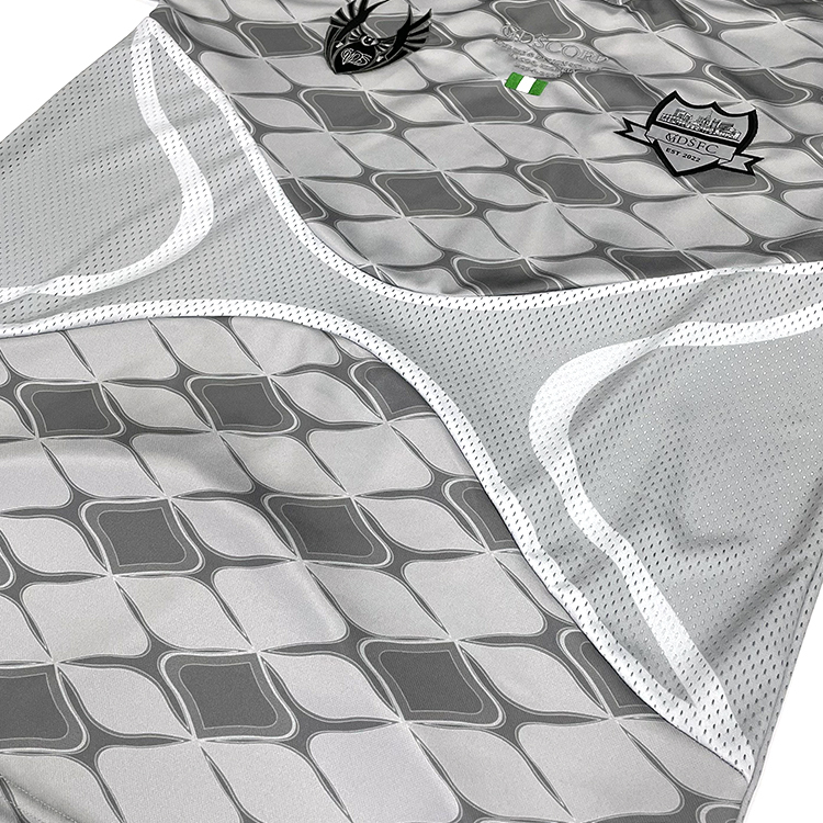Grey Custom Design Soccer Jersey with Embroidery Logo