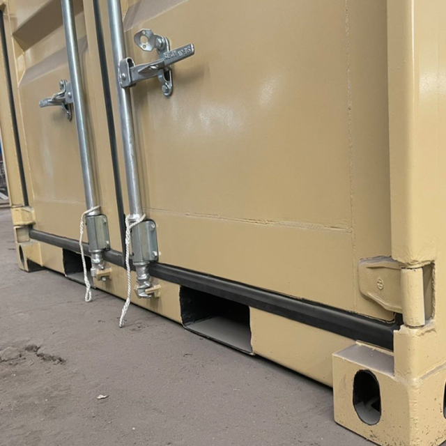 5′-10′ mini shipping container