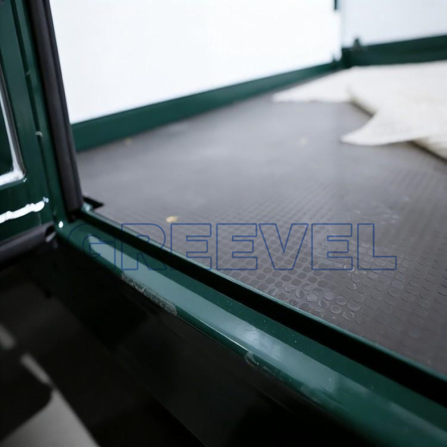 Greevel 20F Insulated Storage Box with Two Side Doors