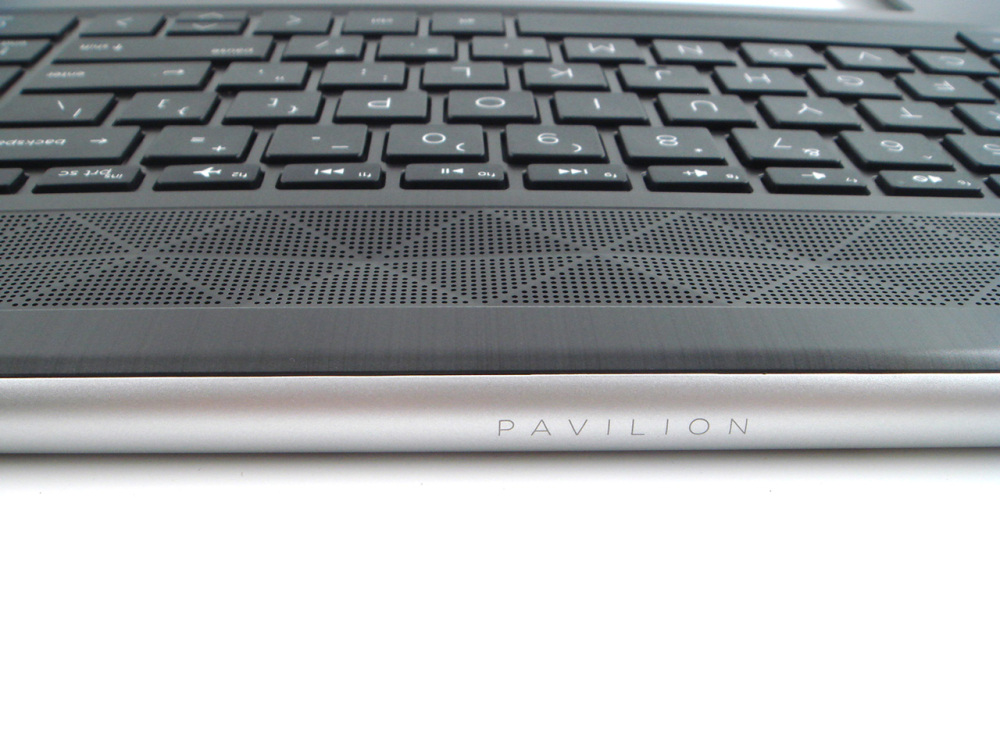 New-Orig HP Pavilion x360 15-CR 15T-CR 15.6" Palmrest Keyboard Bezel with US-English Non-Backlit Keyboard Silver Frame L20848-001