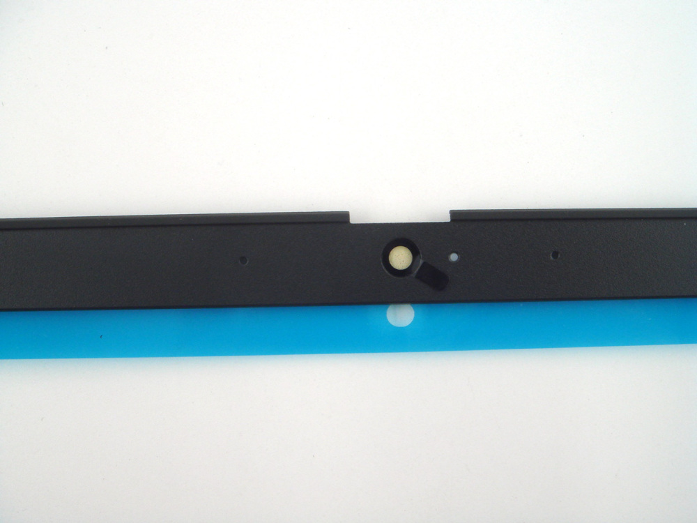 New-Orig Dell Precision 3570 3571 15.6" Lcd Front Beze for HD Camera