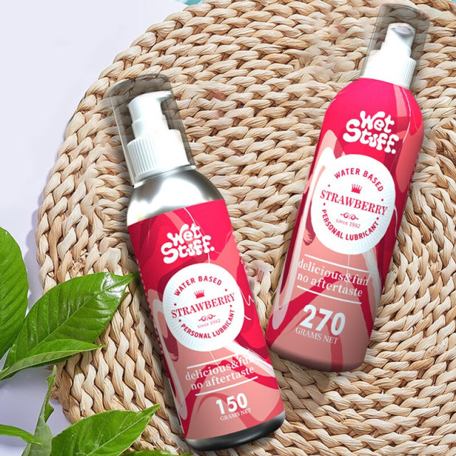 Wholesale Wet Stuff Lubricant Strawberry Flavor Natural Ingredients Water Based Lube Edible for Personal Lubricants for Sexual Health and Pleasure