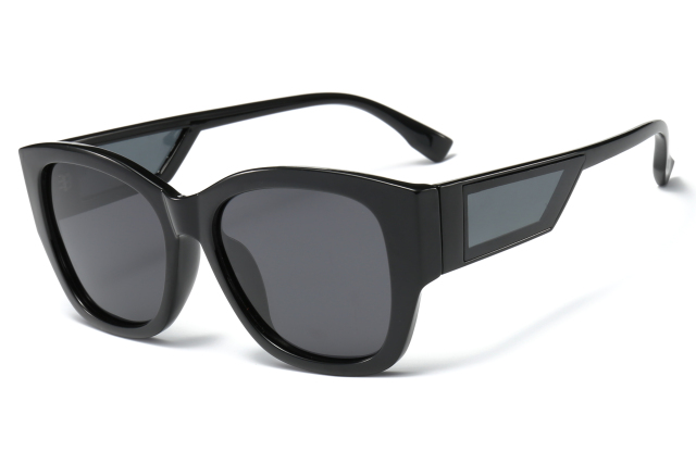 LEKE Fashionable large frame polarized outdoor sunglasses 19011