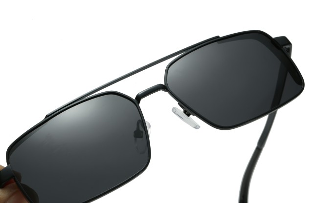 Enrico Cavaldi Metal Double Horizontal Bar Thick Legs Square Frame Design Polarized Sunglasses 8615