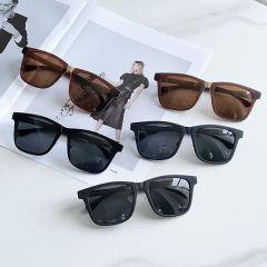 Enrique Cavaldi Men's polarized sunglasses and driving glasses eye protection 28007