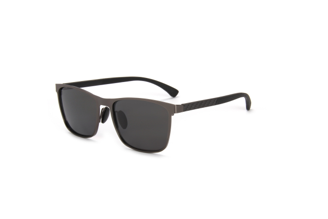 ROMONIS 1.1TAC polarized UV Protective fashionable sunglasses man women 8692