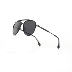 MATRIX Polarized UV Protective fashionable sunglasses aviator sunglasses for man 8827
