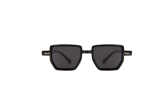 Photochromic polarized sunglasses Color changing polarized sunglasses