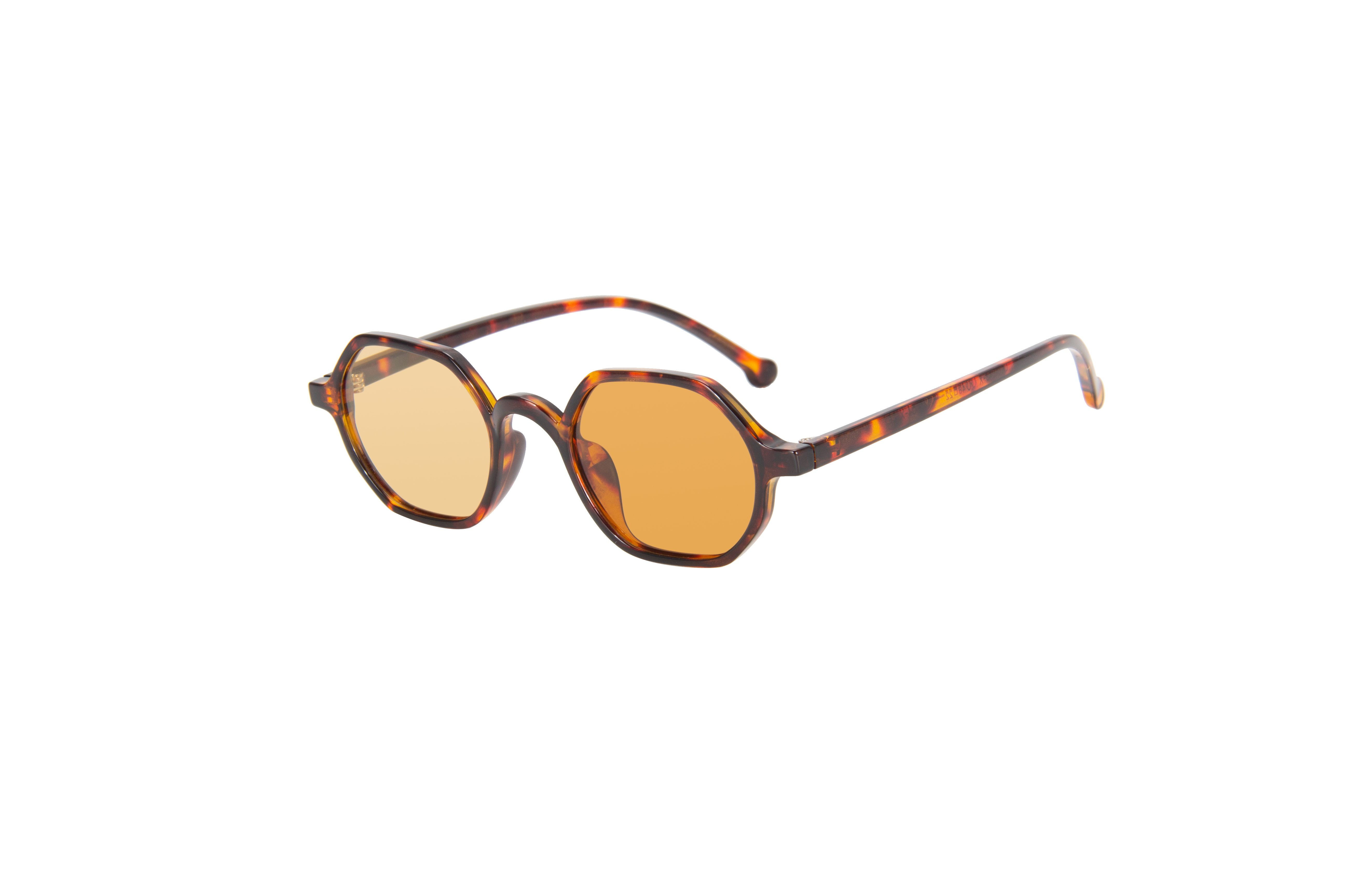 Photochromic polarized sunglasses Color changing polarized sunglasses