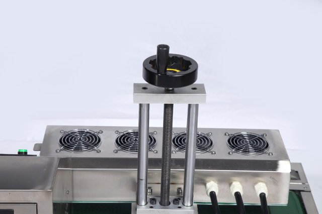 连续性自动感应封口机