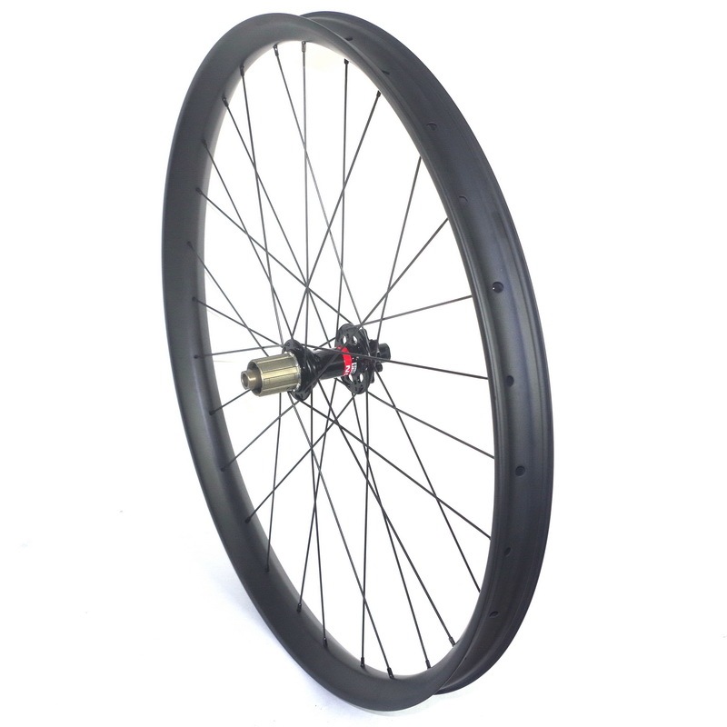 29ER MTB CARBNON WHEELS 50MM WIDTH BOOST