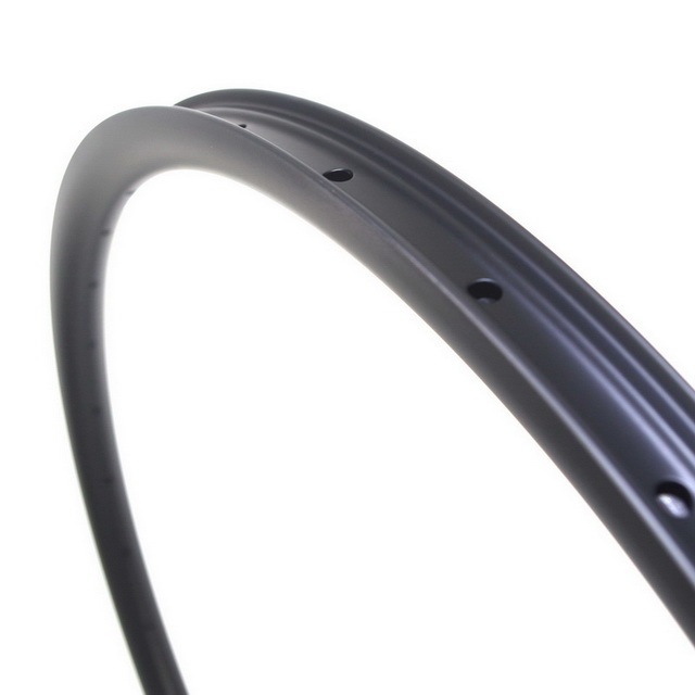 Super Light MTB Carbon Rims 29er 30mm Width 25mm Depth Tubeless Ready