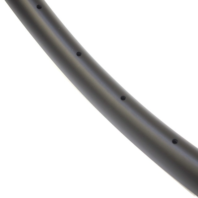 Super Light MTB Carbon Rims 29er 30mm Width 25mm Depth Tubeless Ready