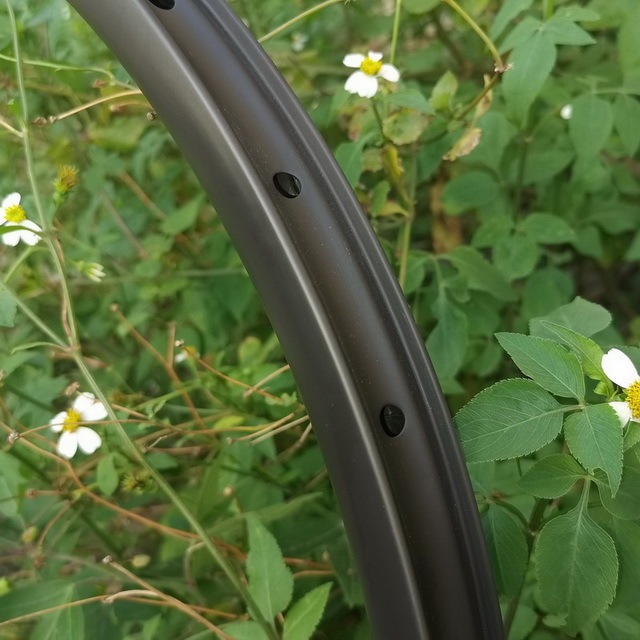 Ultra Light 29ER  carbon rims 36mm width non-asymmetrical