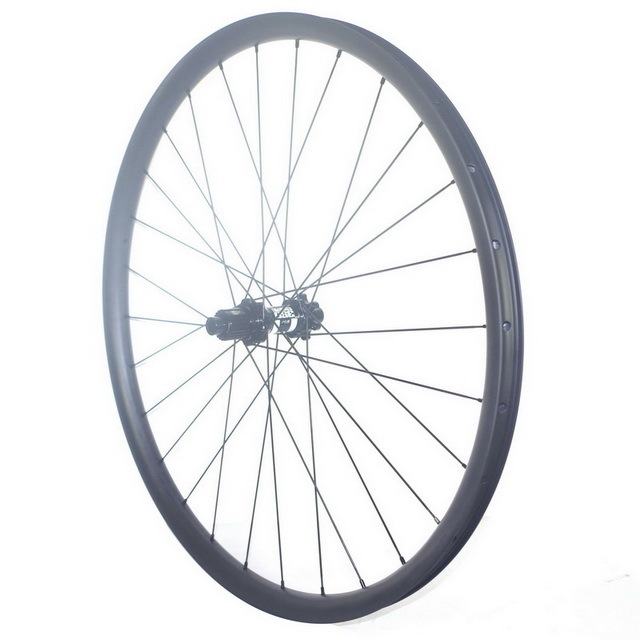 Asymmetrical 29ER Light MTB Carbon Wheels 33mm External Width 25mm Profiles Tubeless DT 350s Hub Boost Through Axle