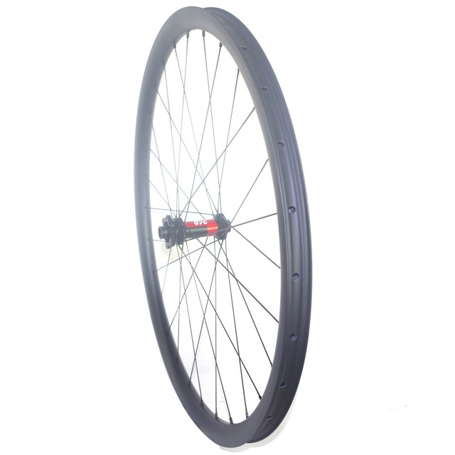 Super Light 27.5ER Carbon Wheels 33mm Width Asymmetrical DT 240 EXP hub